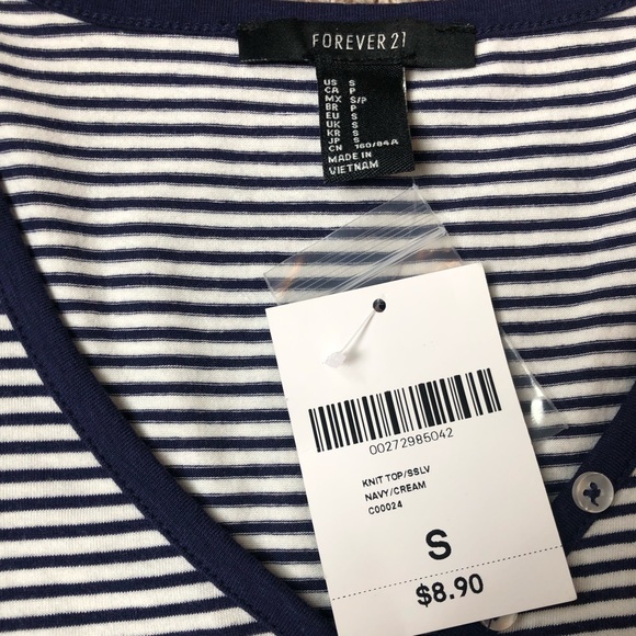 FOREVER 21 STRIPED TOP - Picture 3 of 3